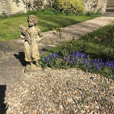 The Manor Farm Alderton Villa Chippenham  Bagian luar foto