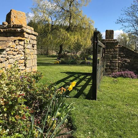 The Manor Farm Alderton Villa Chippenham  Bagian luar foto