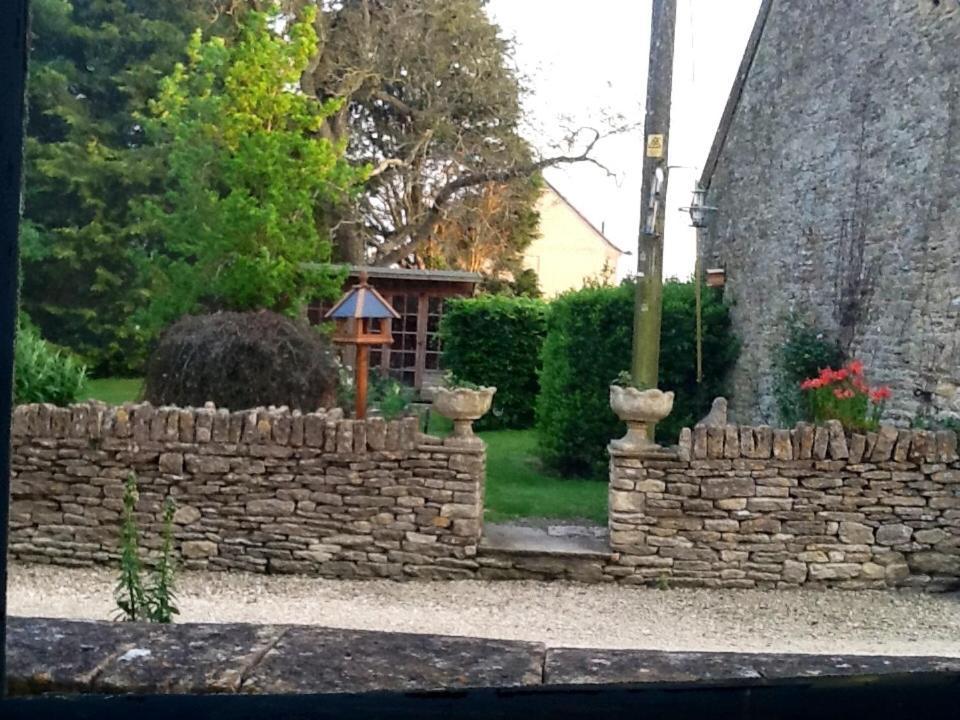 The Manor Farm Alderton Villa Chippenham  Bagian luar foto