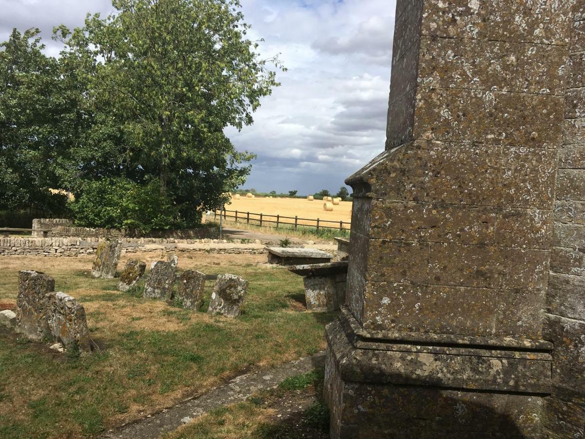 The Manor Farm Alderton Villa Chippenham  Bagian luar foto